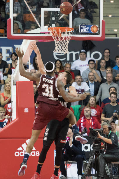 他将所有队 他将所有队